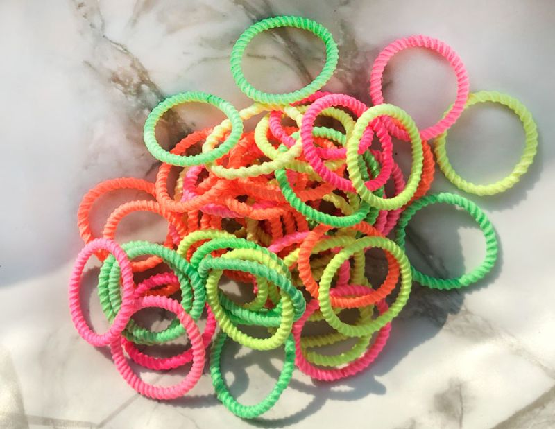 2.5 cm - 50 pcs - ribbed - 4 colors, multicolored