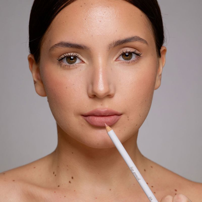 Davydenko Beauty Olivet for lips 04