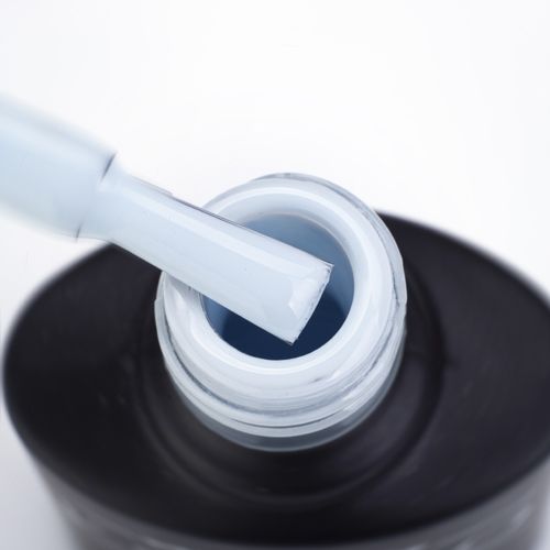 Gel varnish Komilfo Deluxe Series D196 (pastel, light cornflower blue, enamel), 8 ml.