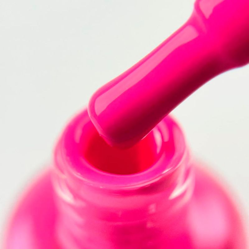 SAGA professional stamping varnish NEON 2 (neon pink), 8 ml
