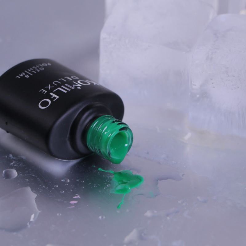 Komilfo Color Base Forest Green (deep green), 8 ml