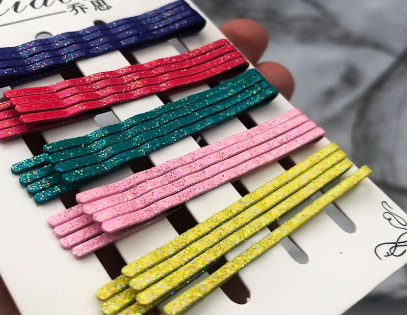 Set of invisible multicolored No. 4, 5,5 cm wavy (20 pcs)