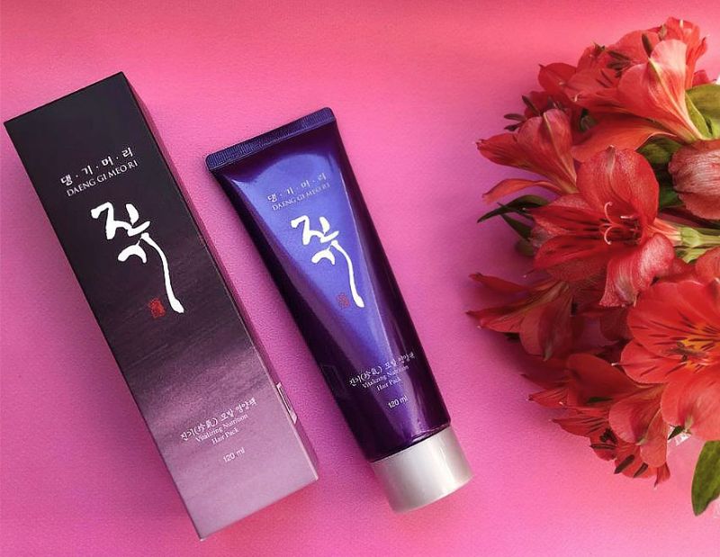 УЦЕНКА до 09.2026 DAENG GI MEO RI Маска для регенерации волос Vitalizing Nutrition Hair Pack, 120 мл