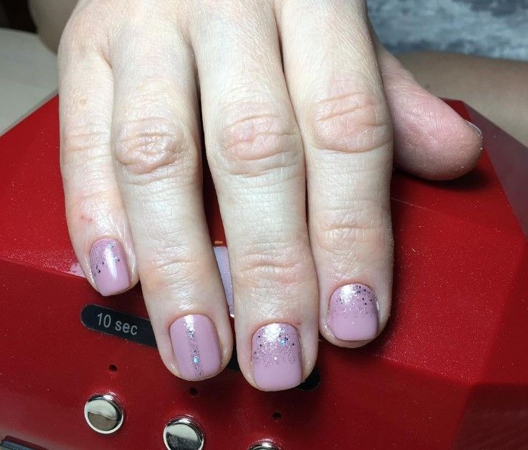 Гель-лак MOON FULL color Gel polish №323 (сіро-рожевий з сріблястими блискітками), 8 мл