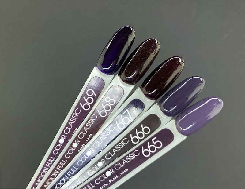 Гель-лак MOON FULL color Gel polish №668 шоколадно-сливовий з шимером, 8 мл