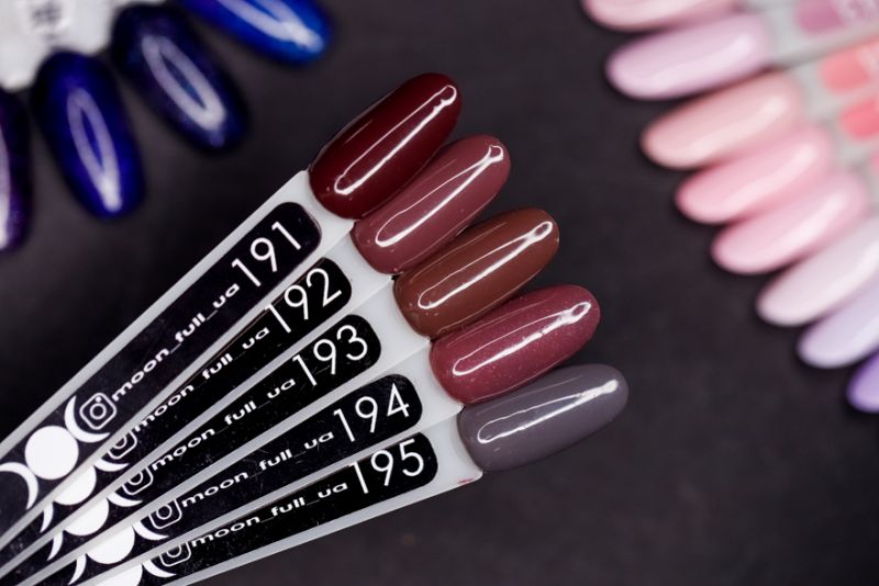 MOON FULL color Gel polish No. 195 gel-varnish (dark ash, enamel), 8 ml