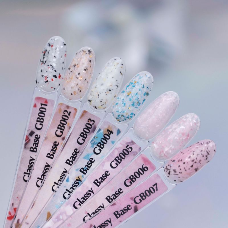 Komilfo Glassy Base GB006 (light pink with flakes), 8 ml