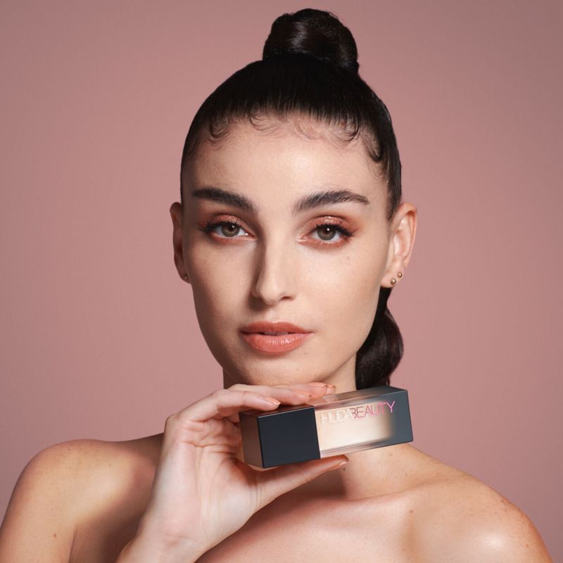 HUDA BEAUTY FauxFilter Luminous Matte - Shortbread 200B