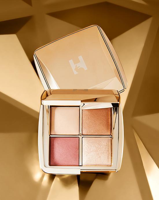 HOURGLASS Ambient Lighting Edit Mini Sculpture Unlocked Sculpting
