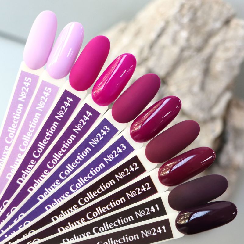 Gel polish Komilfo Deluxe Series D242 (classic Marsala, enamel), 8 ml.