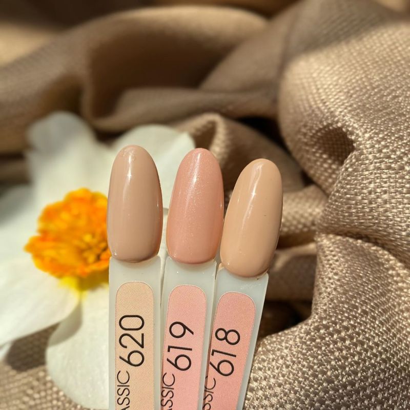 MOON FULL color Gel polish No. 619 gel-varnish (pink cappuccino, micro shine), 8 ml