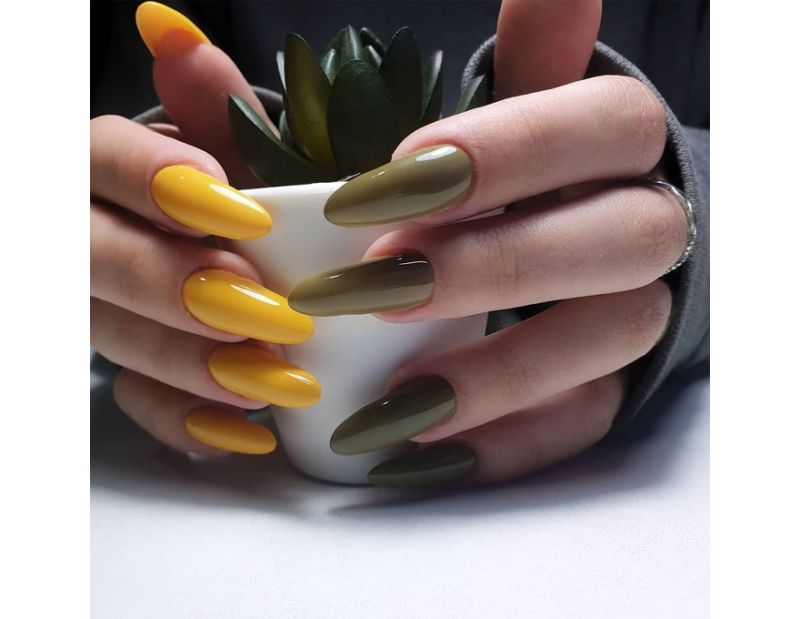 Atica Khaki GPM184 gel varnish (khaki, enamel), 7.5 ml