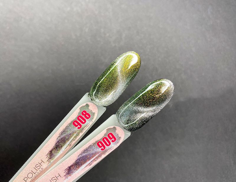 Molekula 9D Cats eye gel varnish No. 909 (silver with green and pink tint, magnetic), 6 ml