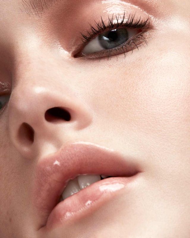 FENTY BEAUTY BY RIHANNA Gloss Bomb Universal Lip Luminizer - Sweet Mouth, Блиск для губ, 9 мл