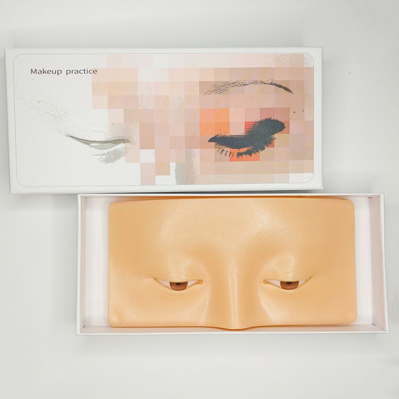 Reusable mask for makeup training
