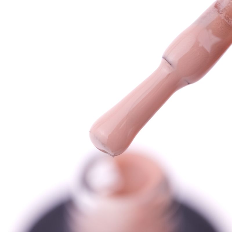 SAGA professional COLOR BASE with brush 17 (beige), 9 ml