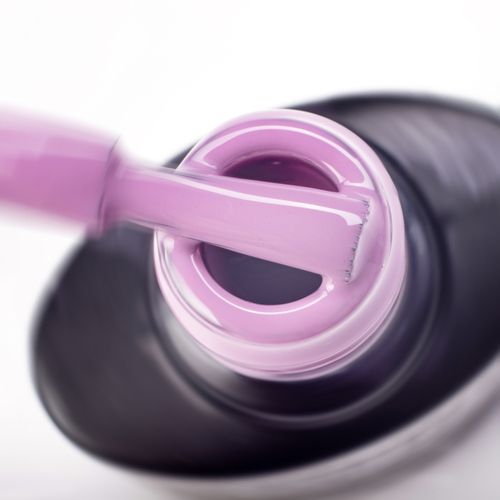 Gel varnish Komilfo Deluxe Series No. D043 (light lilac-purple, enamel), 8 ml