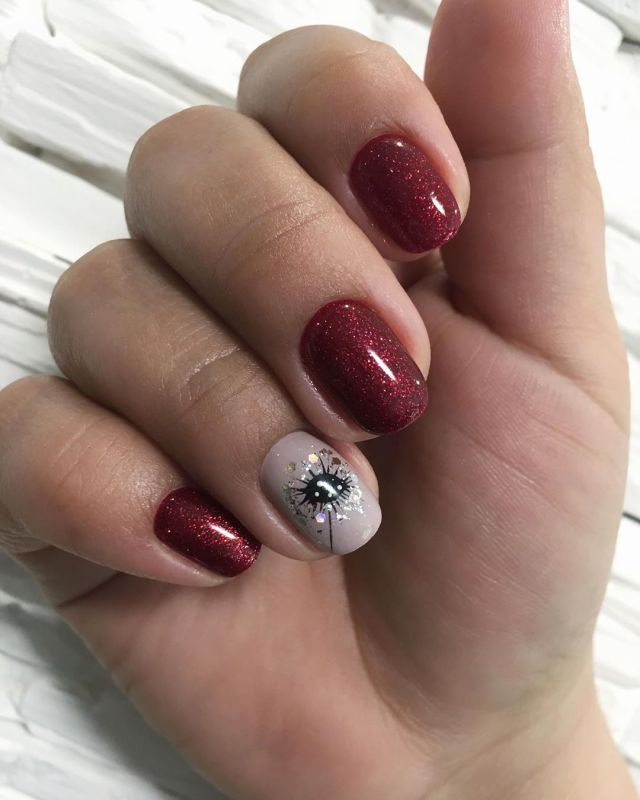 Gel Polish Komilfo DeLuxe Series G015 (dark red with glitter), 8 ml.