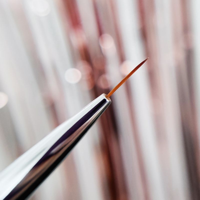 SAGA professional NEW brush #01 (Liner 09 mm)