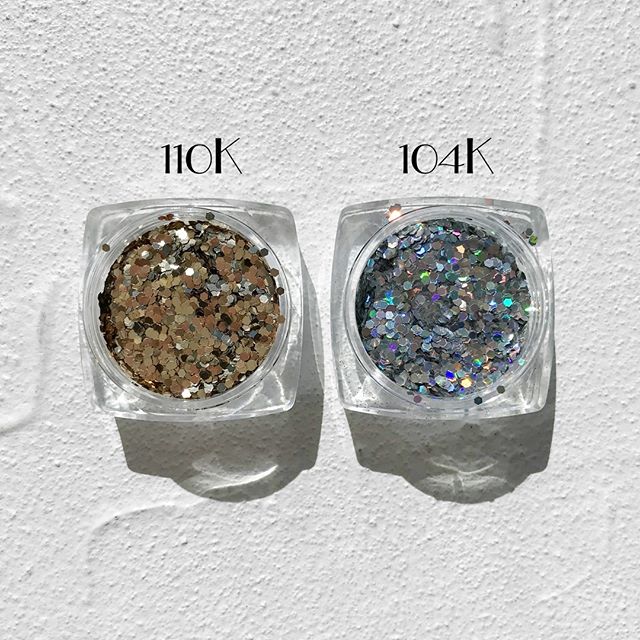 Komilfo spangles 110K, size 1 mm, (quiet gold) E, 2.5 g