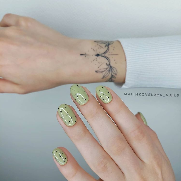F.O.X Gel Polish Spectrum No. 014 (olive, enamel), 7 ml