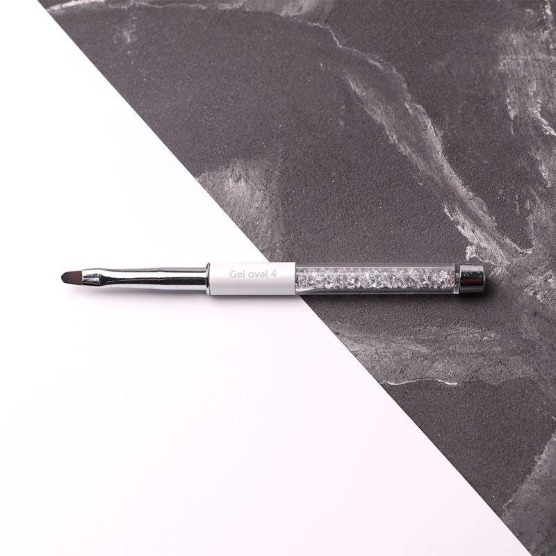 Кисть Komilfo Gel oval 4 (Nylon)