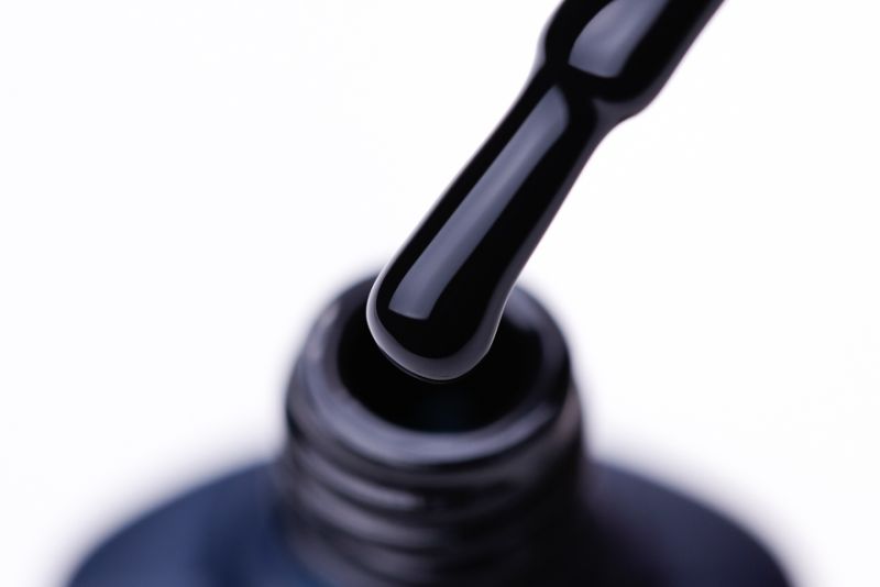 Гель-лак NUB 134 Tiny Black Dress (черный, эмаль), 8 мл