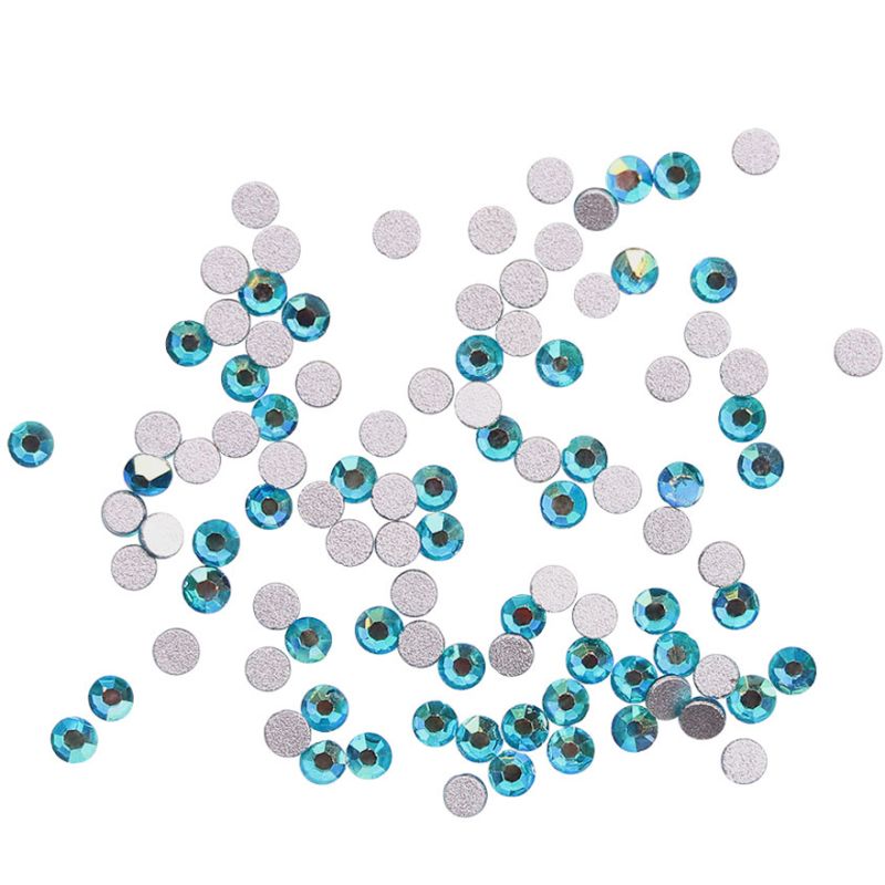 Komilfo стразы (100 шт. в упаковке), Blue zircon AB, размер 4