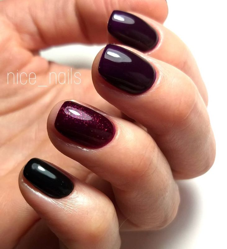 Gel Polish Komilfo Deluxe Series D094 (bright plum with shimmer), 15 ml.