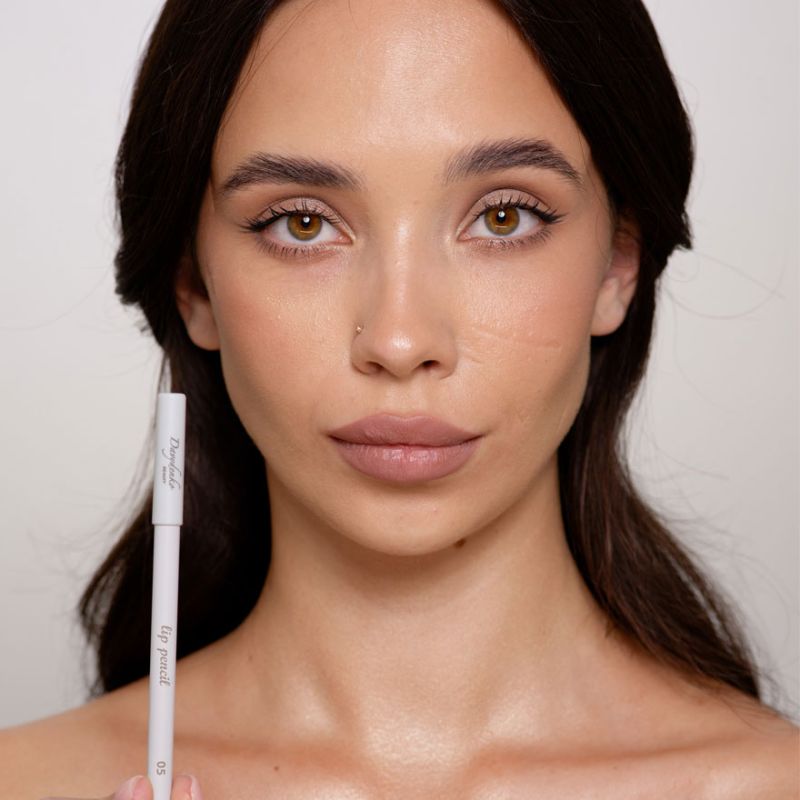 Davydenko Beauty Карандаш для губ 05