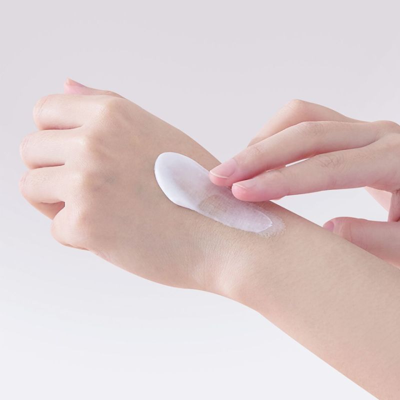 NEEDLY Крем солнцезащитный, увлажняющий с растительным скваланом Vegan Mild Moisture Sun SPF 50+ PA++++, 10 мл