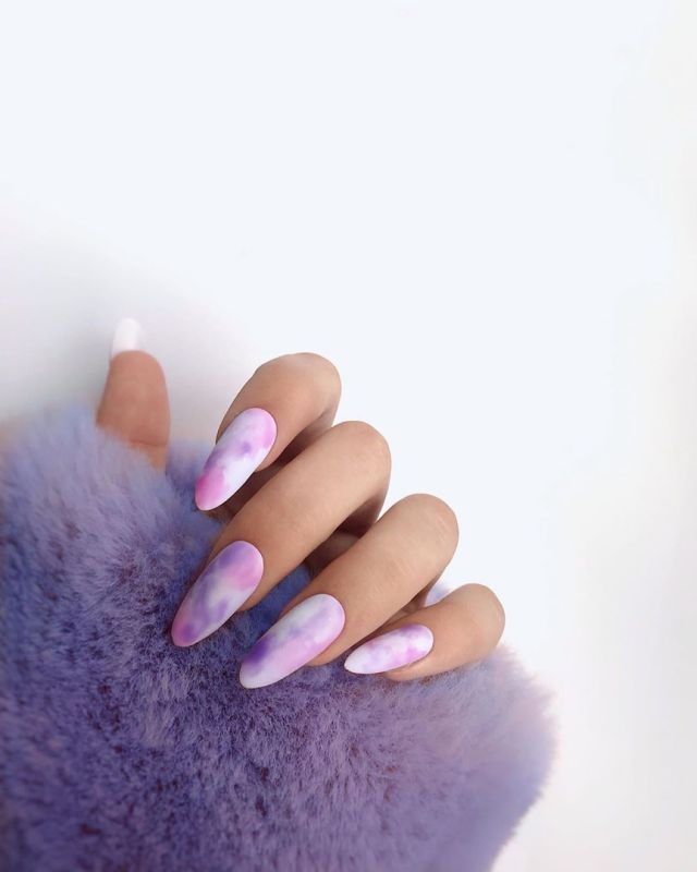 Kira Nails gel-varnish No. 167 (lavender tenderness, enamel), 6 ml