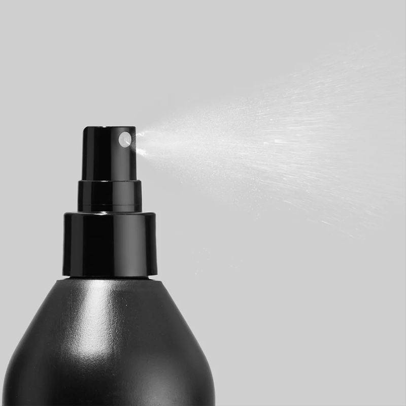 Matrix Insta Cure Porosity Filling Treatmet - Spray for damaged and porous hair, 500 ml