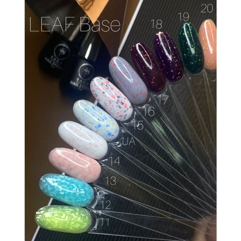 SAGA professional LEAF BASE 17, (бордовый с золотой поталью), 9 мл