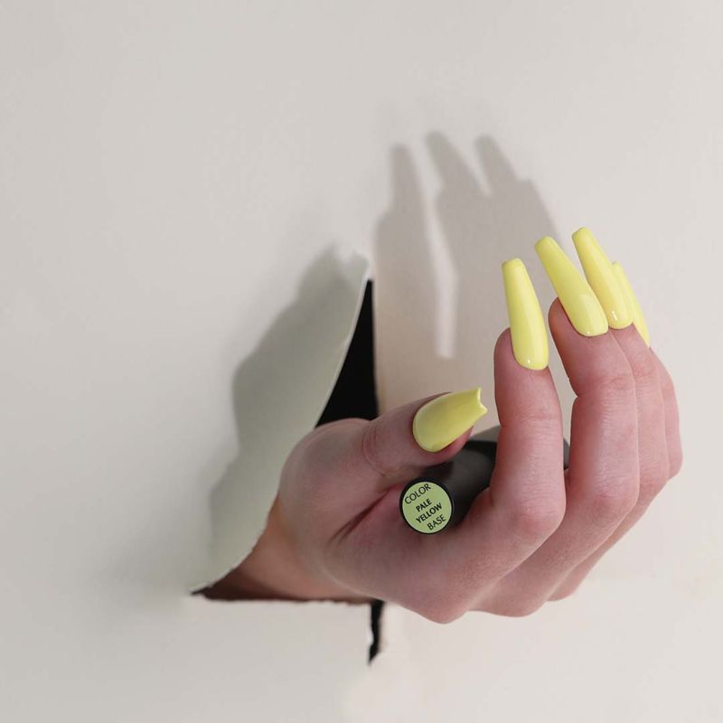 Komilfo Color Base Pale Yellow (pale yellow), 8 ml