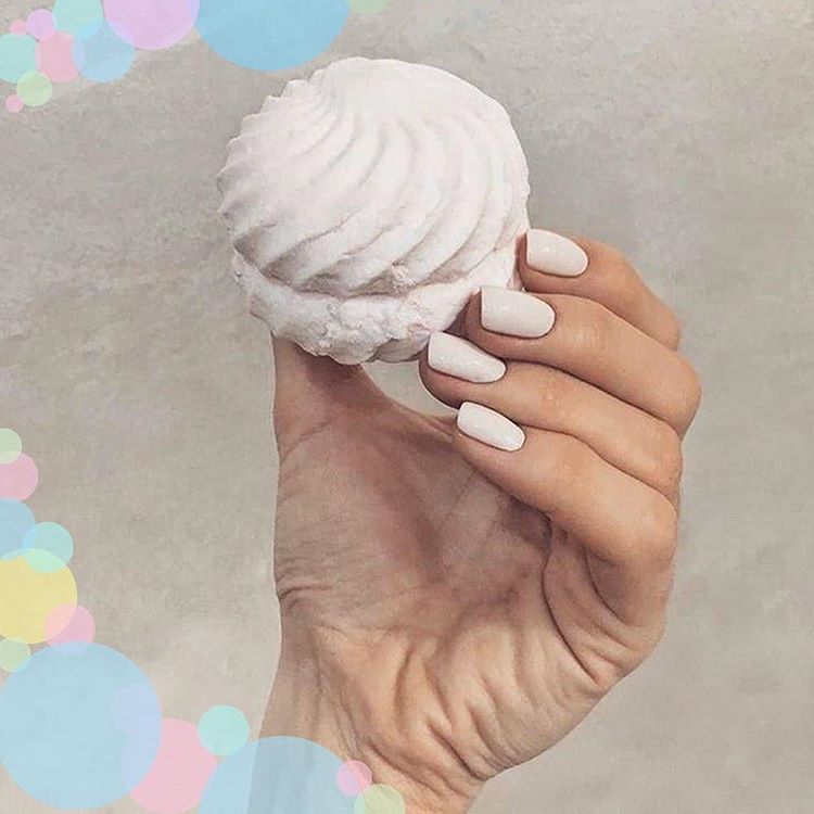 Гель-лак Kira Nails №009 (блідо-бежевий, емаль), 6 мл