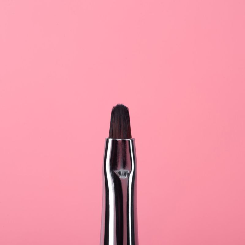 Kira Nails Oval OS-1 brush (Syntetic)