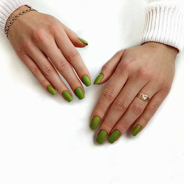 Kira Nails gel varnish No. 127 (khaki, enamel), 6 ml