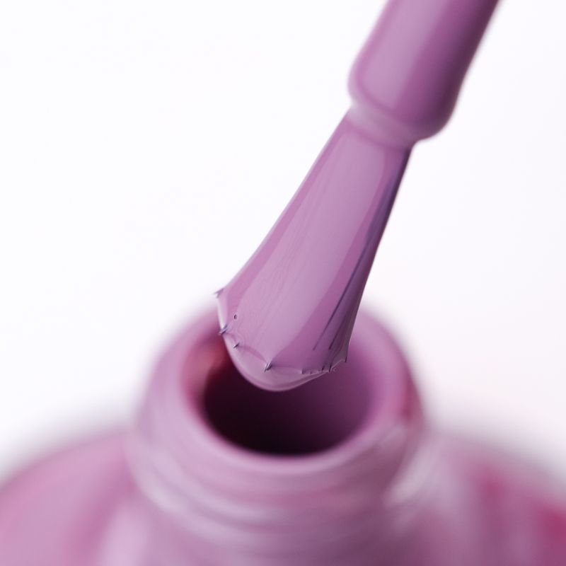 Лак CND Vinylux Weekly Polish - 250 (ліловий, емаль), 15 мл