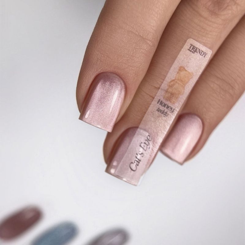 Trendy Nails Гель-лак Gel Polish Cat Eye's Gummy Bear "Honey Teddy", 10 мл